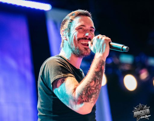 Breaking Benjamin Kick Off Headline Tour To Huge Audience | Photos | St. Louis, MO Breaking Benjamin